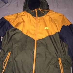 Nike hoodie wind breaker
